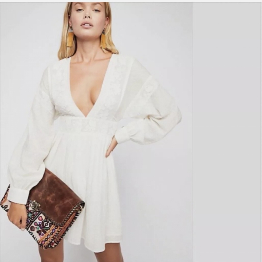 White V-Neck Long Sleeve Mini Dress